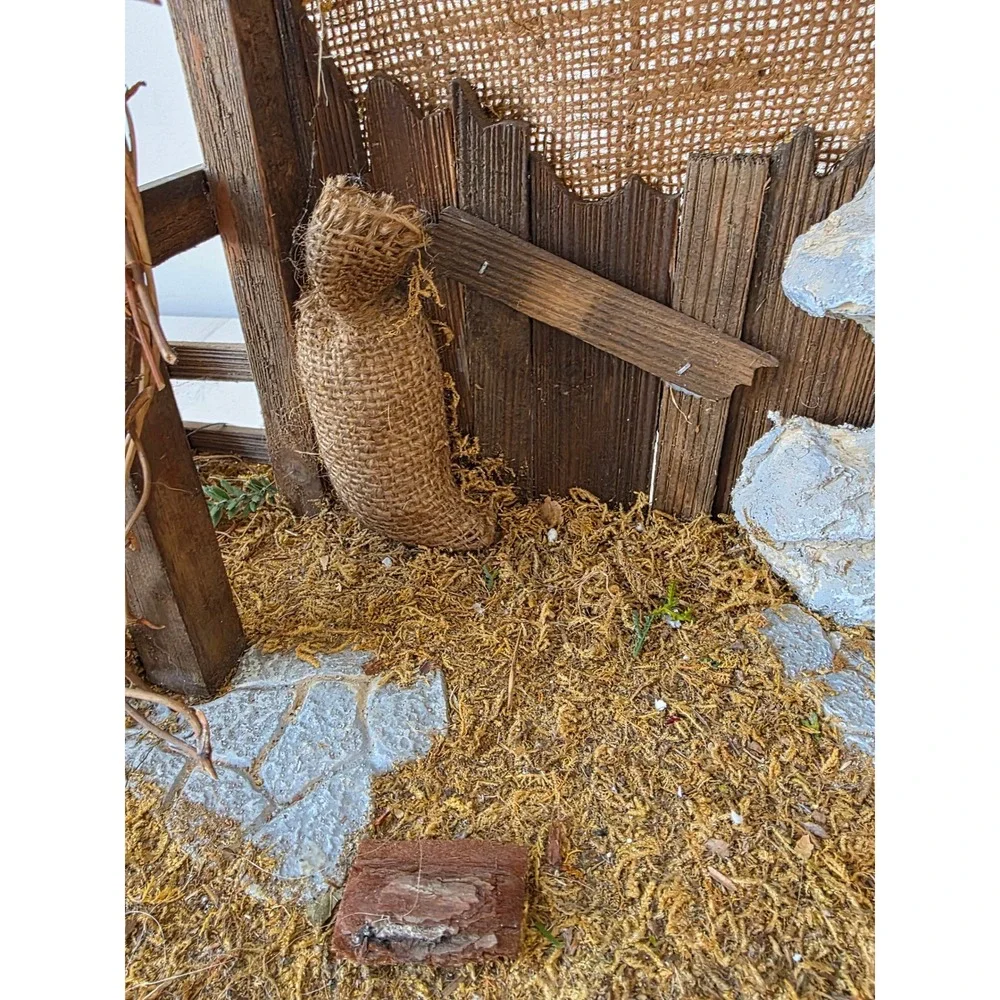 Stone wooden Nativity manger creche religious figurine display Xmas‎
